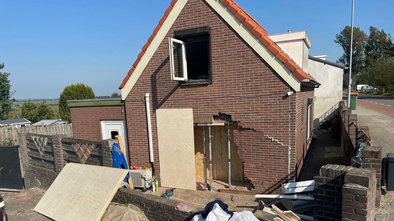 Het huis van Cor-Jan en Patricia waar een auto naar binnenreed (foto: Erik Peeters).
