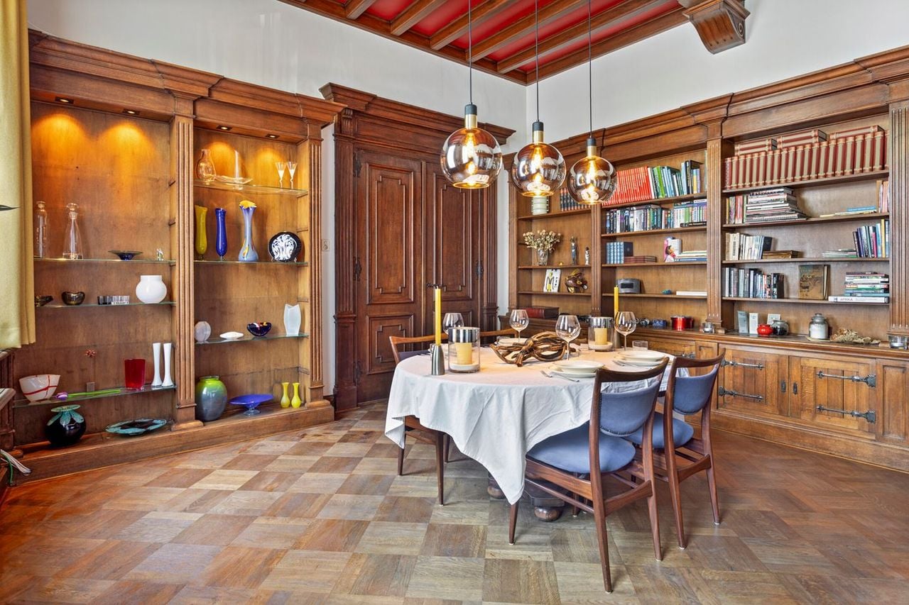 De eetkamer (foto: Grosfeld makelaardij).