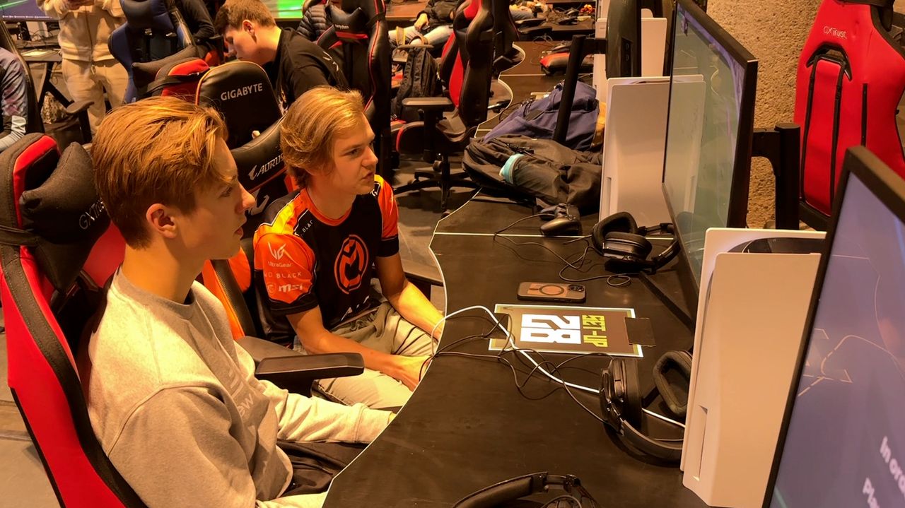 Wie is de beste e-sporter?