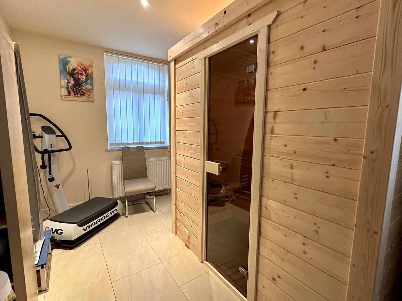 De sauna, onderin de toren (foto: Giesbers& De Kort). 