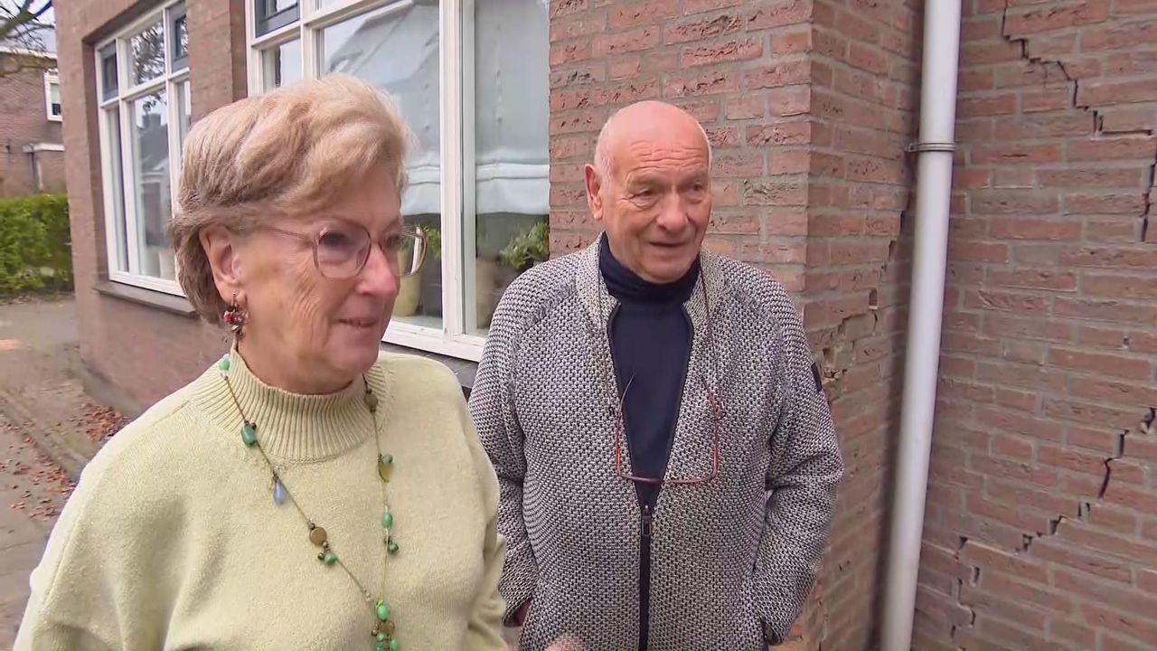 Het huis hield flinke scheuren over aan de botsing (beeld: Noël van Hooft/Omroep Brabant).