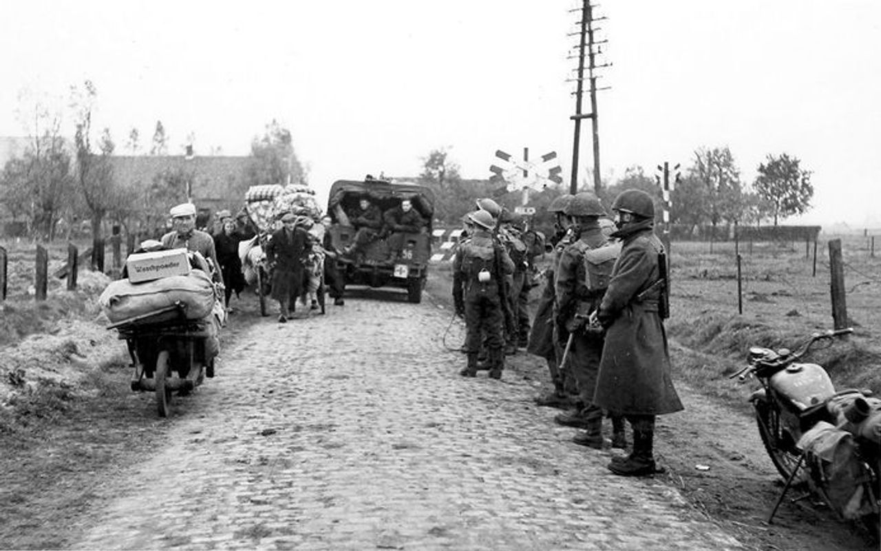 Polar Bears en burgers op de Vijfhuizenberg onder Roosendaal (foto: archief)