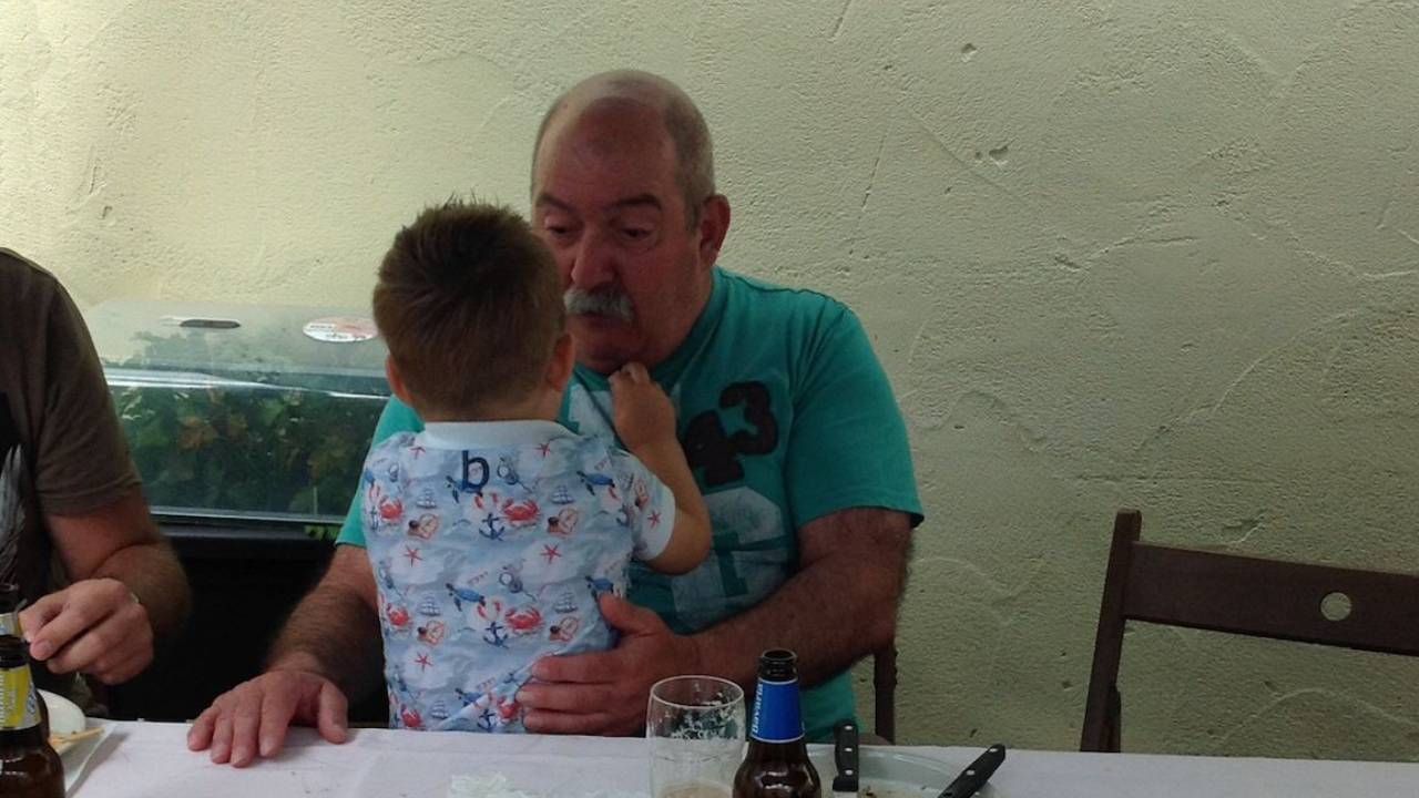 Tjeu en het neefje van de man van Guanita (privéfoto).