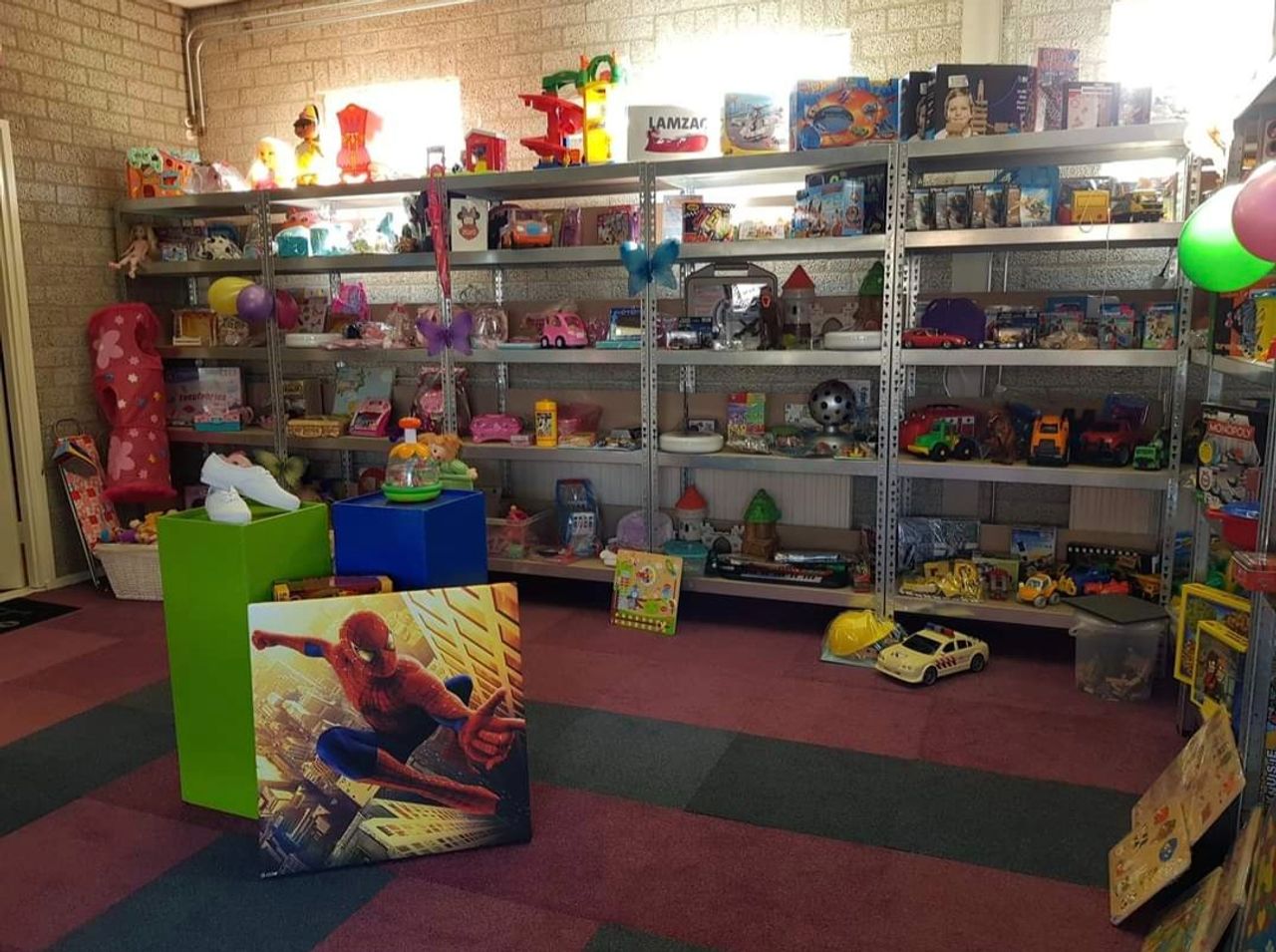 De speelgoedbank Waalwijk in Sprang-Capelle (foto: Floor Foole).