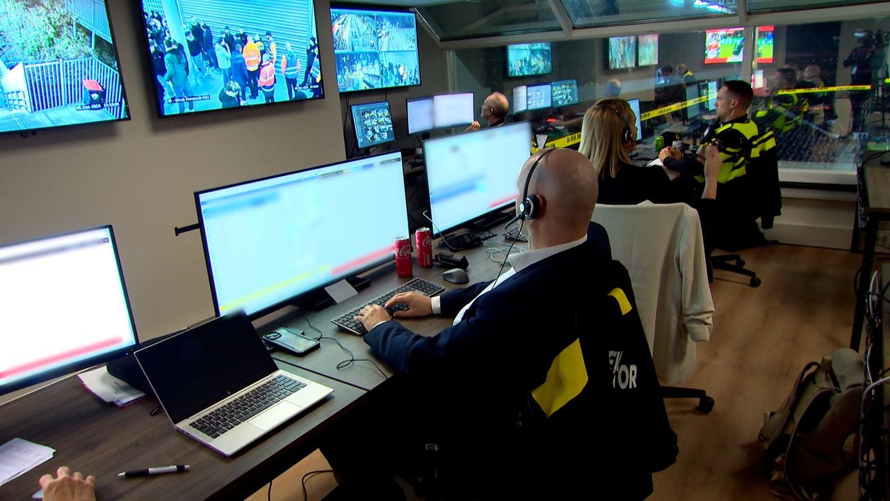 Controlekamer in het Philips Stadion