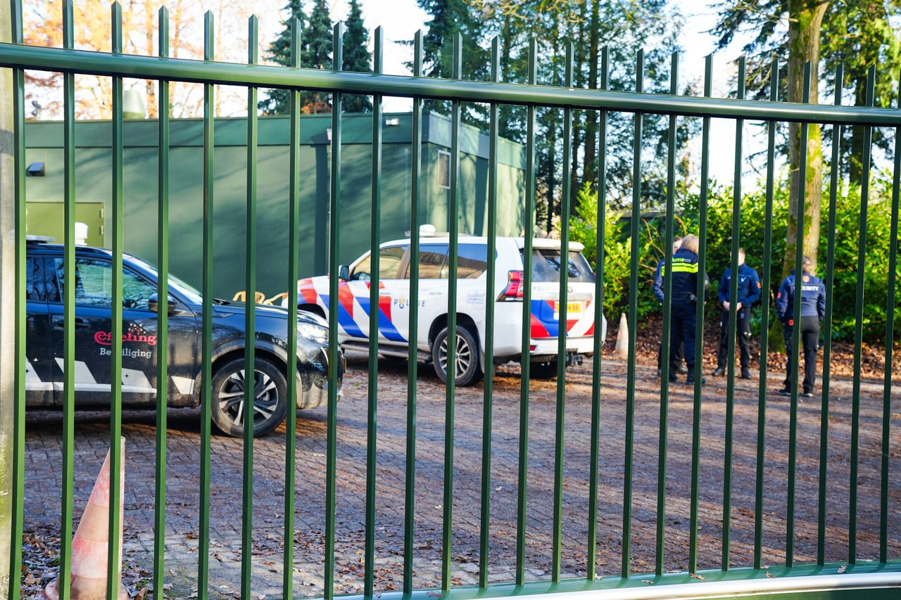 Politie kwam nadat een medewerker een klap kreeg. ( foto: SQVision) 