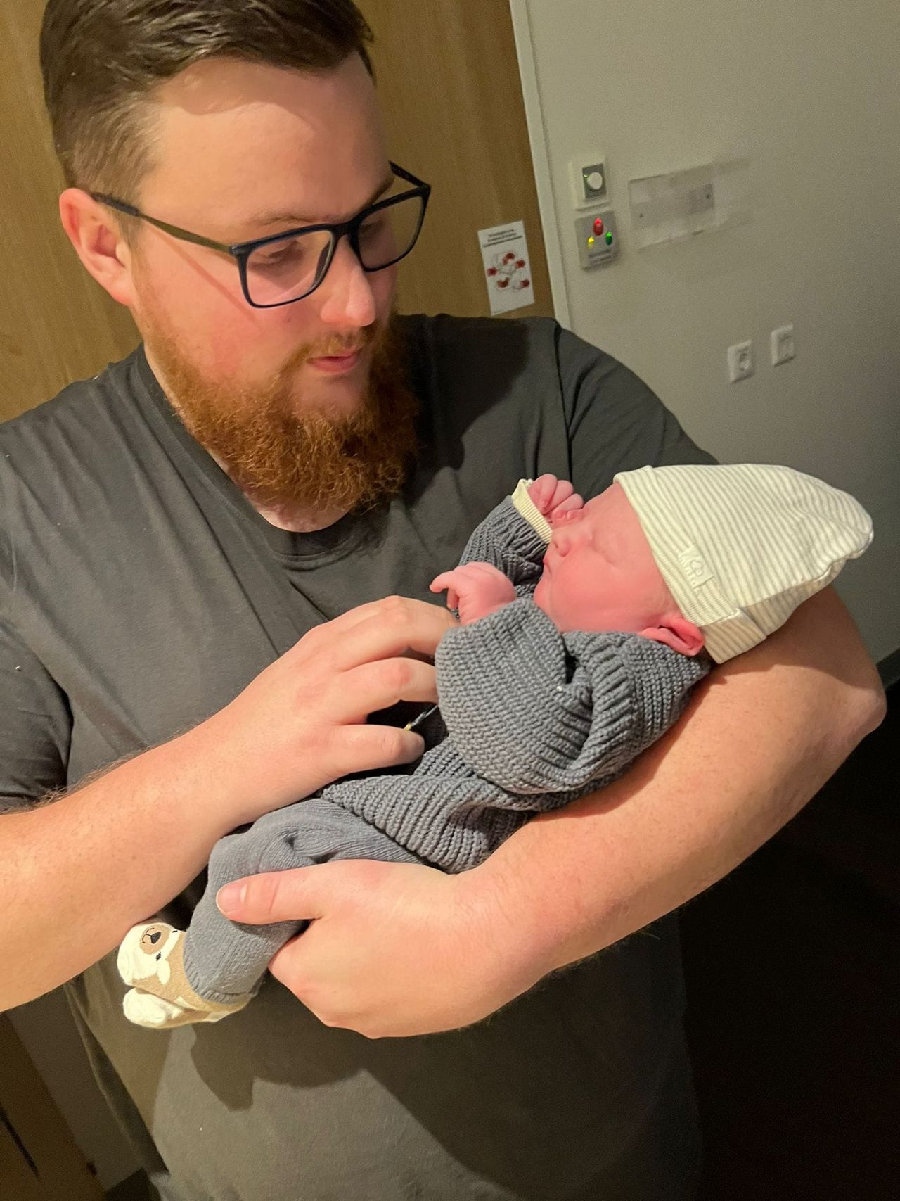 Een trotse vader op nieuwjaarsdag.