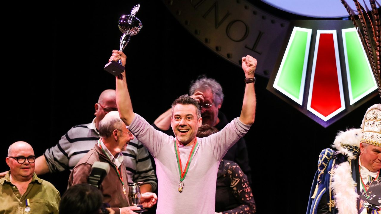 Dirk Kouwenberg won de publieksprijs als 'De Automonteur' (foto: Wendy Lodewijks / tonpraatfoto's.nl).