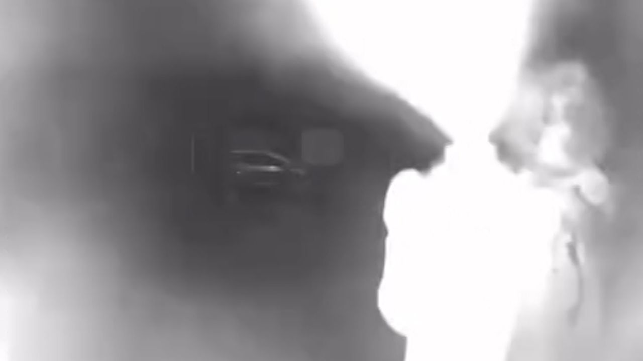 Cameradeurbellen werden bespoten. 