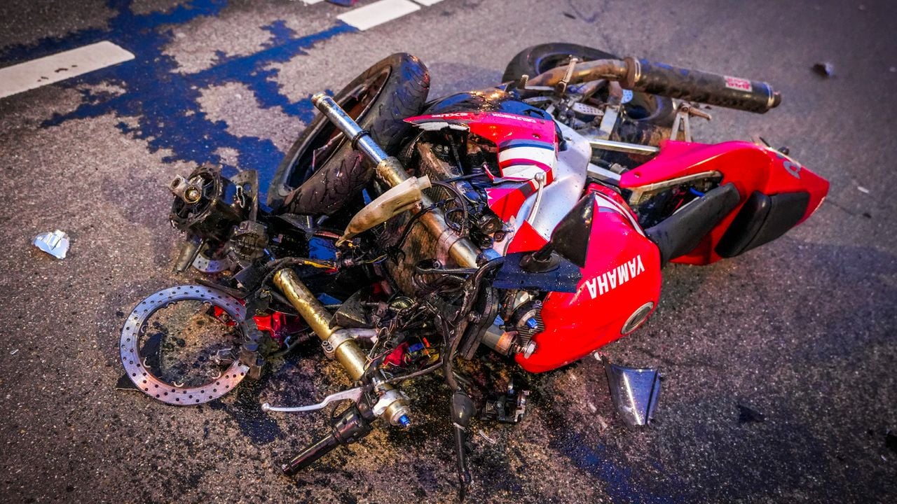 Er bleef niet veel over van de motor van Nick (foto: SQ Vision.