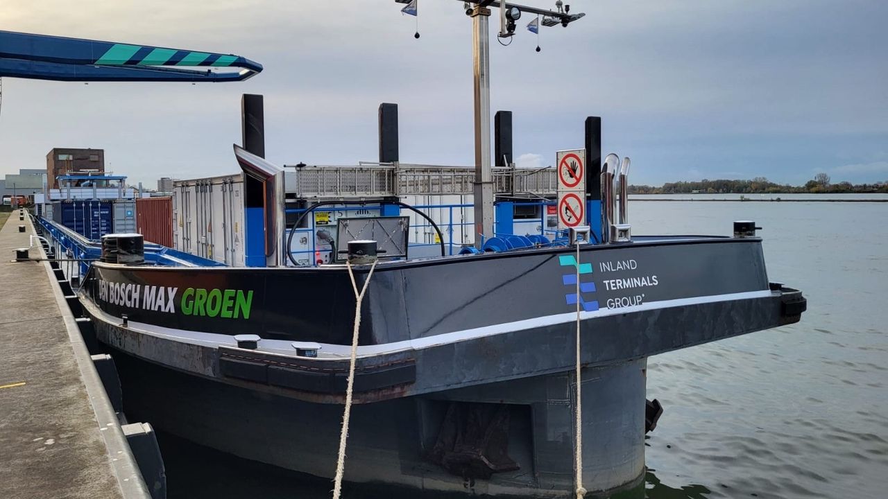 Elektrisch aangedreven schip dat in april emissieloos tussen Den Bosch, Maasvlakte en Moerdijk zal gaan varen (foto: Zero Emission Services)
