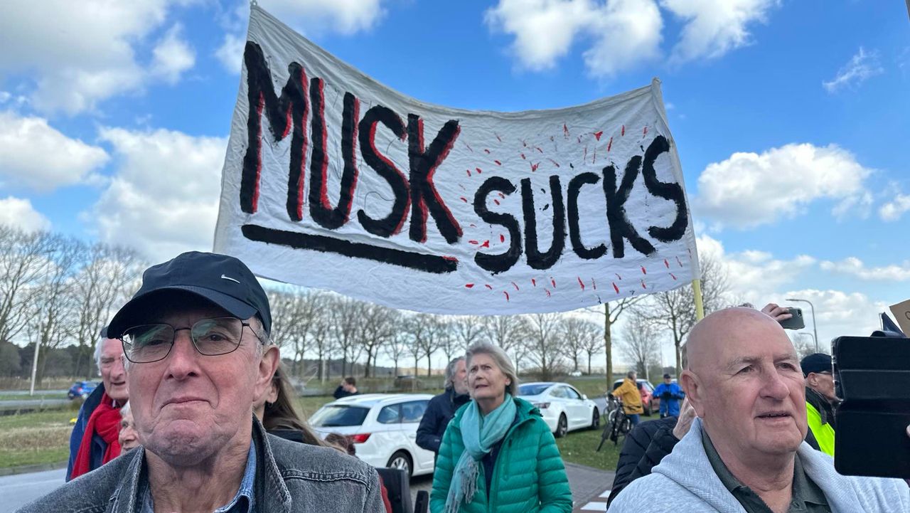Het spandoek van Jay en José uit Utrecht (foto: Floortje Steigenga).