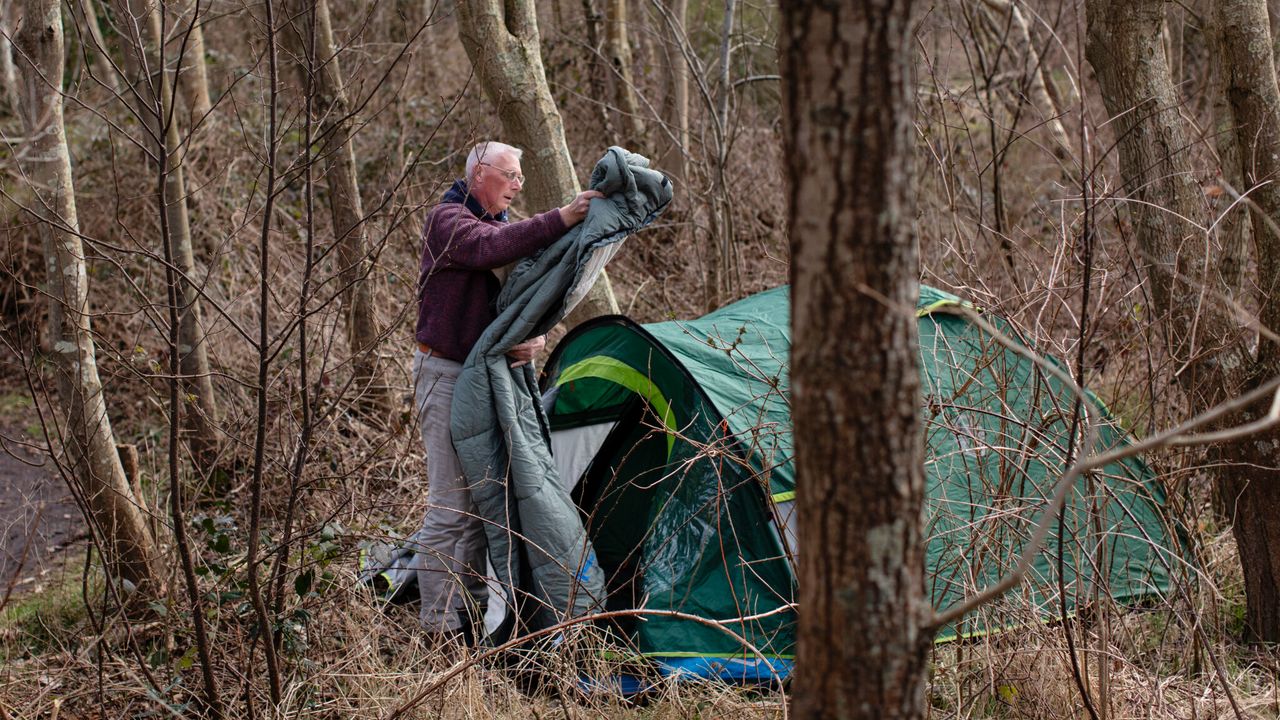 Illegaal kamperen in de bossen (foto:Kansfonds.nl) 