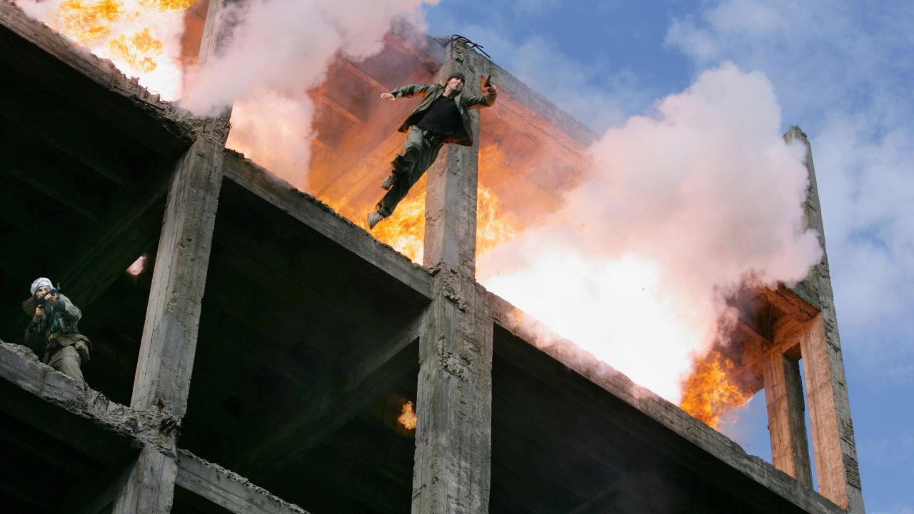 Marco Maas uit Roosendaal in een van zijn stunts (foto: Stunt Base).