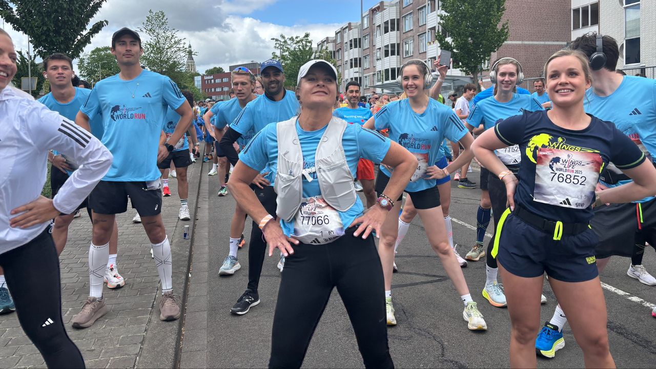 De warming-up (foto: Omroep Brabant).