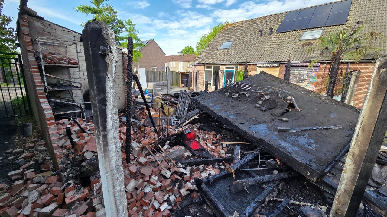 De puinhoop in de tuinen is enorm (foto: Noël van Hooft).