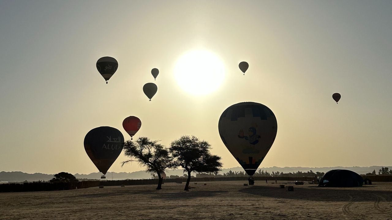 Samen met een handje andere piloten varen over de zandvlakte (foto: Sven de Hoogd).