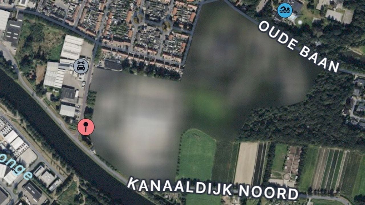 Op diverse satellietkaarten staat het militair complex Dongen zo afgebeeld 