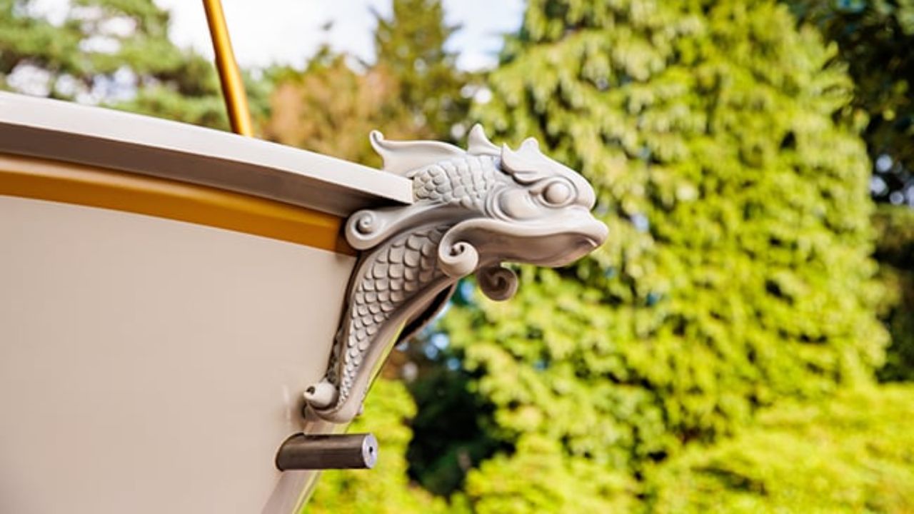 Het nieuwe boegbeeldje dat op alle boten komt te staan (foto: Efteling).