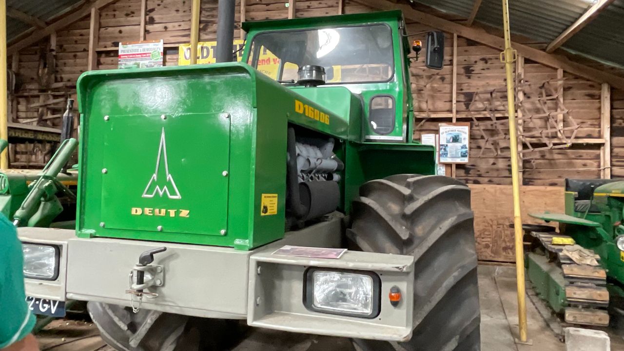 De favoriete tractor van Jan Prinsen: Deutz D 16006 (foto: Raymond Merkx).
