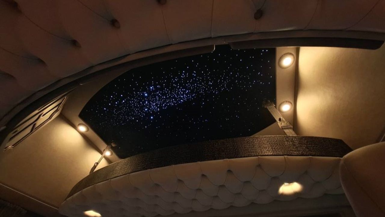 Zelfs een sterrendak is niet te gek (foto: Facebook).