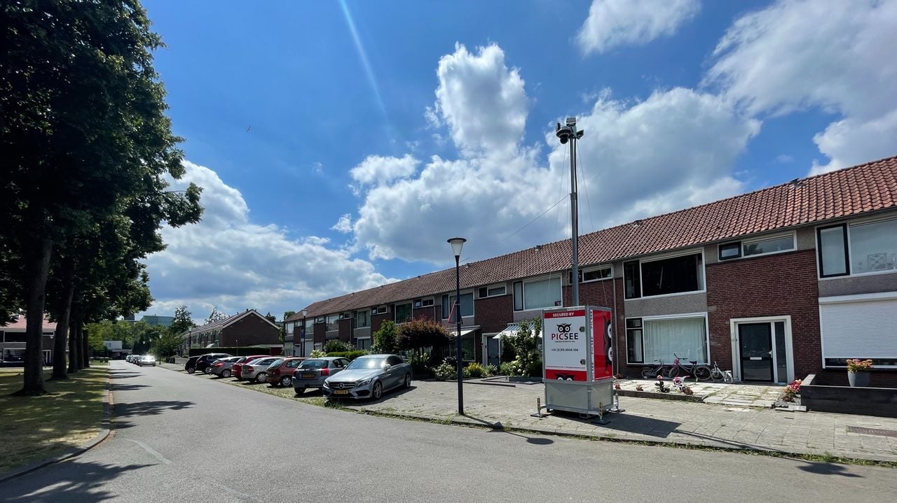 Camerapaal aan de Nederbrakelstraat (foto: Raymond Merkx).