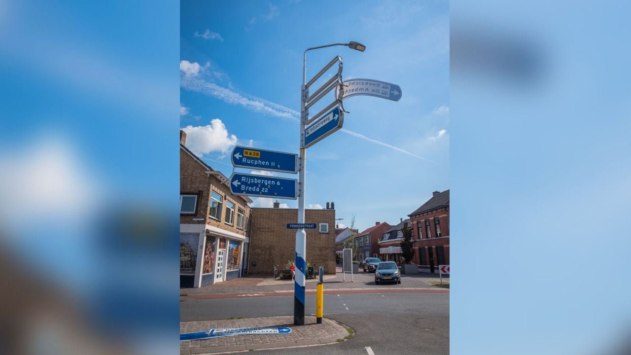 Waarom iemand het bord heeft gesloopt is niet bekend (foto: Charles van Campenhout/Zundert Breed).
