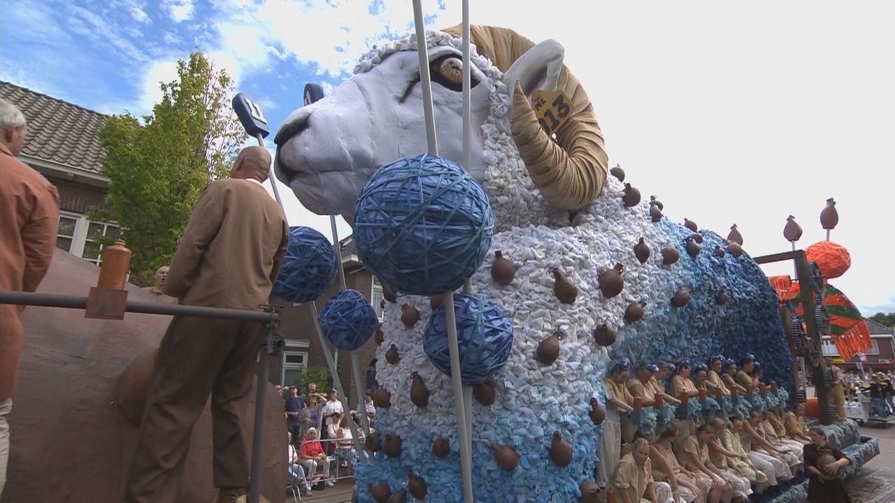 De wagen van de Lambrekvrienden (foto: Omroep Brabant).