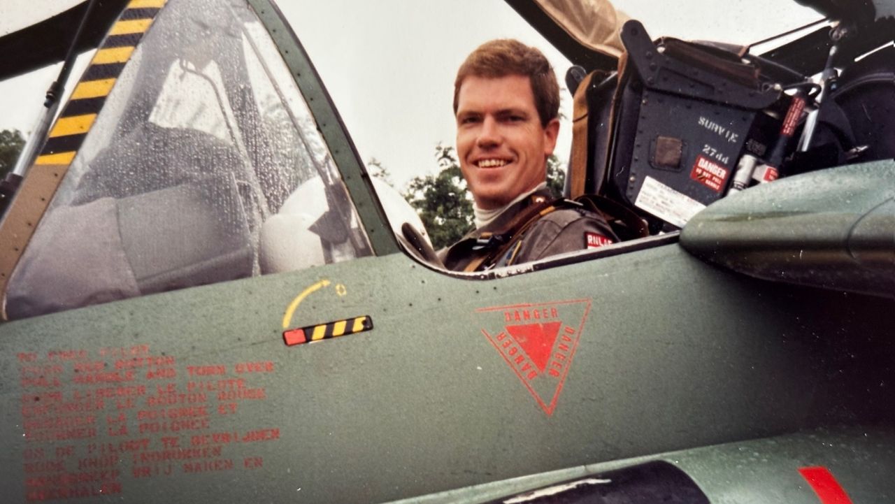 Een jonge Freek van der Vaart tijdens zijn loopbaan bij de luchtmacht (Foto: via Freek van der Vaart)