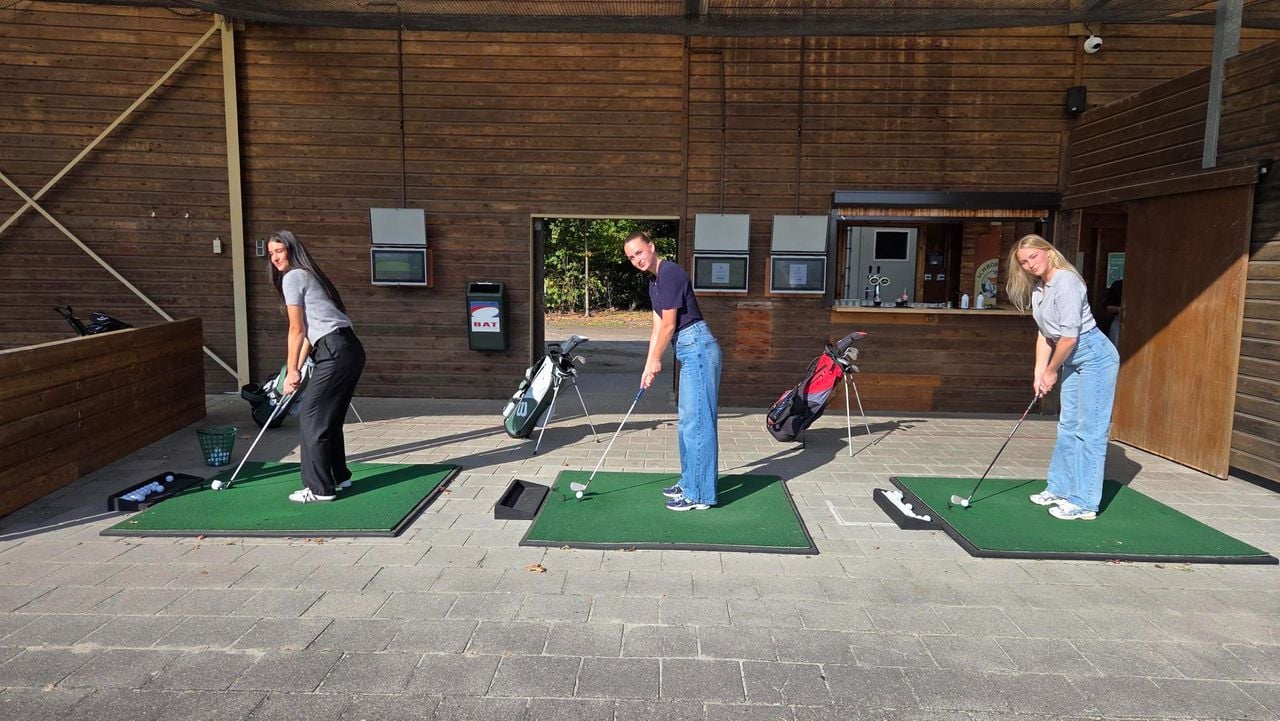 Van links naar rechts: Jada, Livia en Sanne (foto: Noël van Hooft).