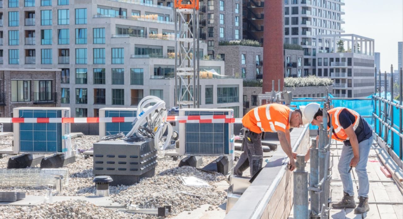 Op Strijp-S is de laatste bouwfase ingegaan (foto: Norbert van Onna).