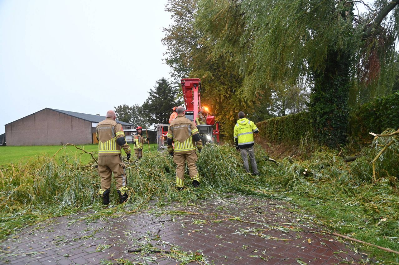 Brandweer in Etten-Leur (foto: Perry Roovers/Persbureau Heitink).
