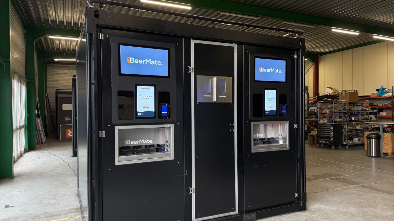 De machines in de Bossche loods staan klaar om richting Berlijn te gaan (foto: Megan Hanegraaf).