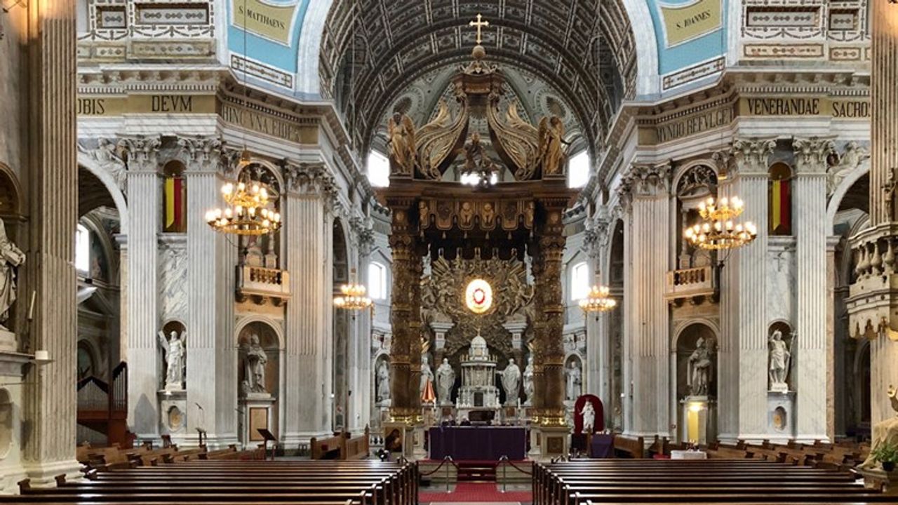 Een groot congres eind deze maand in de basiliek in Oudenbosch werd dinsdag uitgesteld (foto: Erik Peeters).