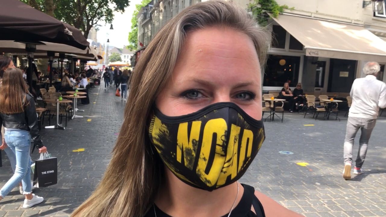 De mondkapjes hebben veel geld opgebracht (foto: Ronald Strater)..