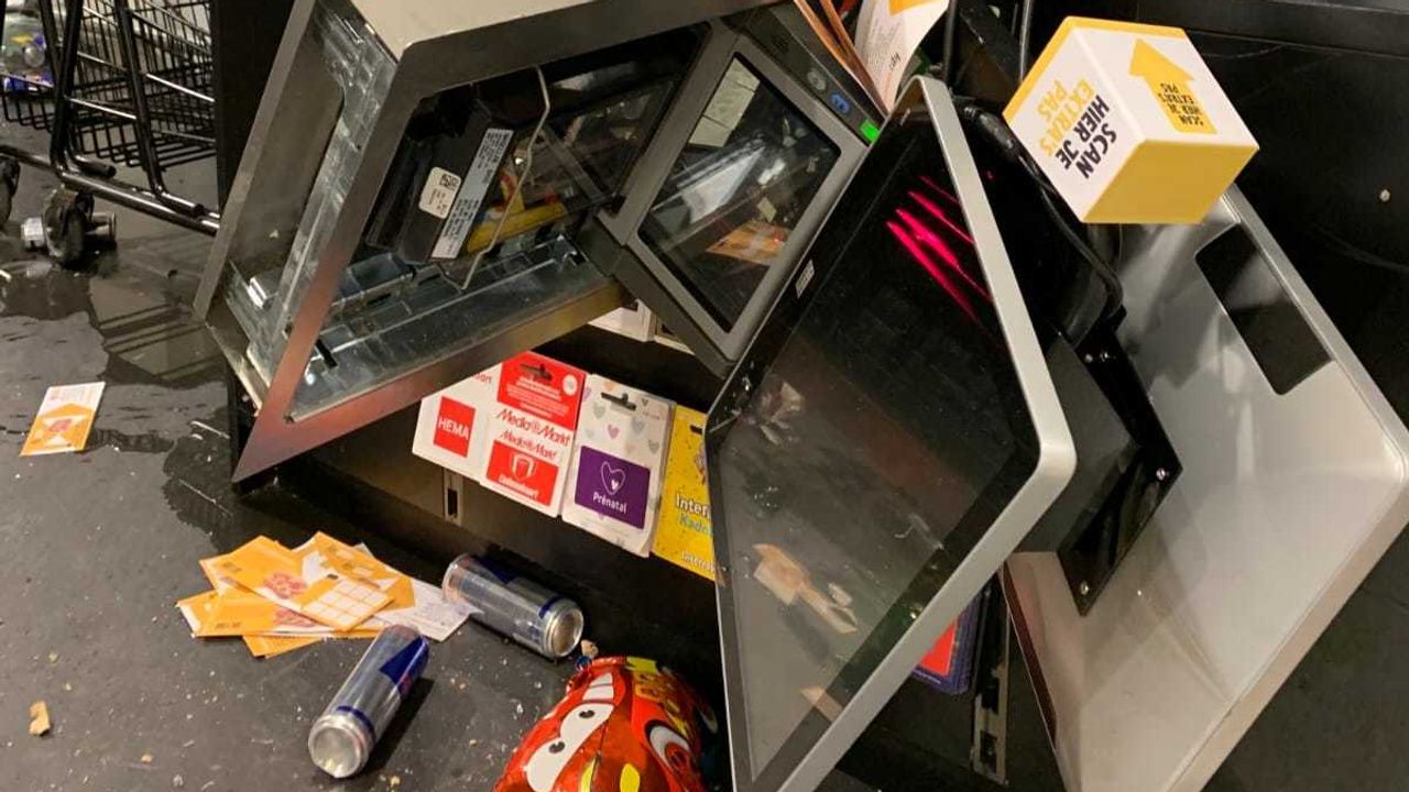 Forse schade in de Jumbo City in het centrum.