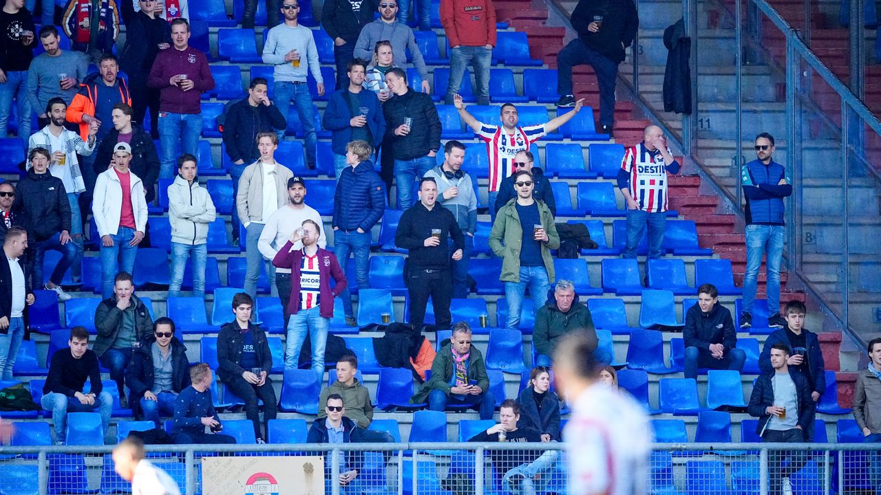Fans speelden grote rol bij Willem II-RKC (foto: OrangePictures).
