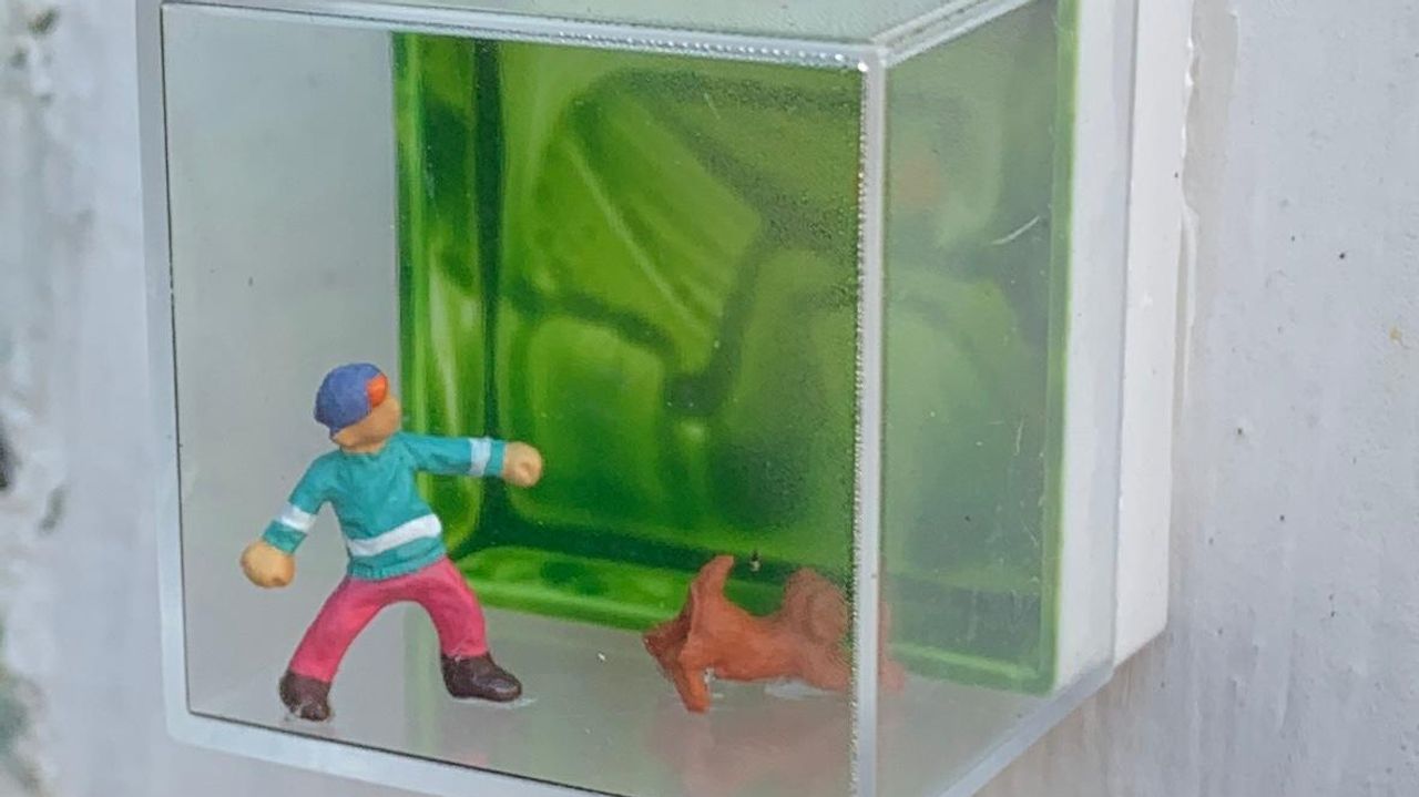 Dit miniatuurtje werd meegenomen uit de Professor Van Ginnekenstraat (foto: Kunsthal Oudenbosch).