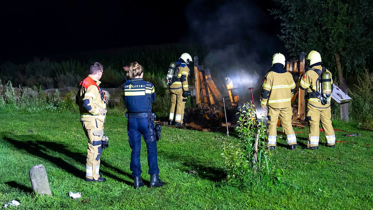 Van het grote bijenhotel in Heesch bleef niets over (foto: Gabor Heeres/SQ Vision).