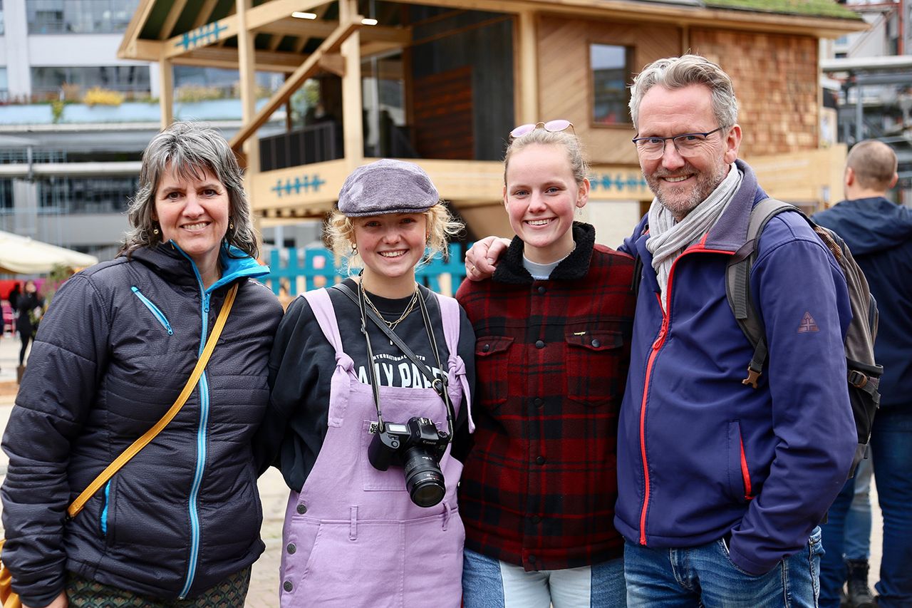 Claudia, Veerle, Digna en Paul