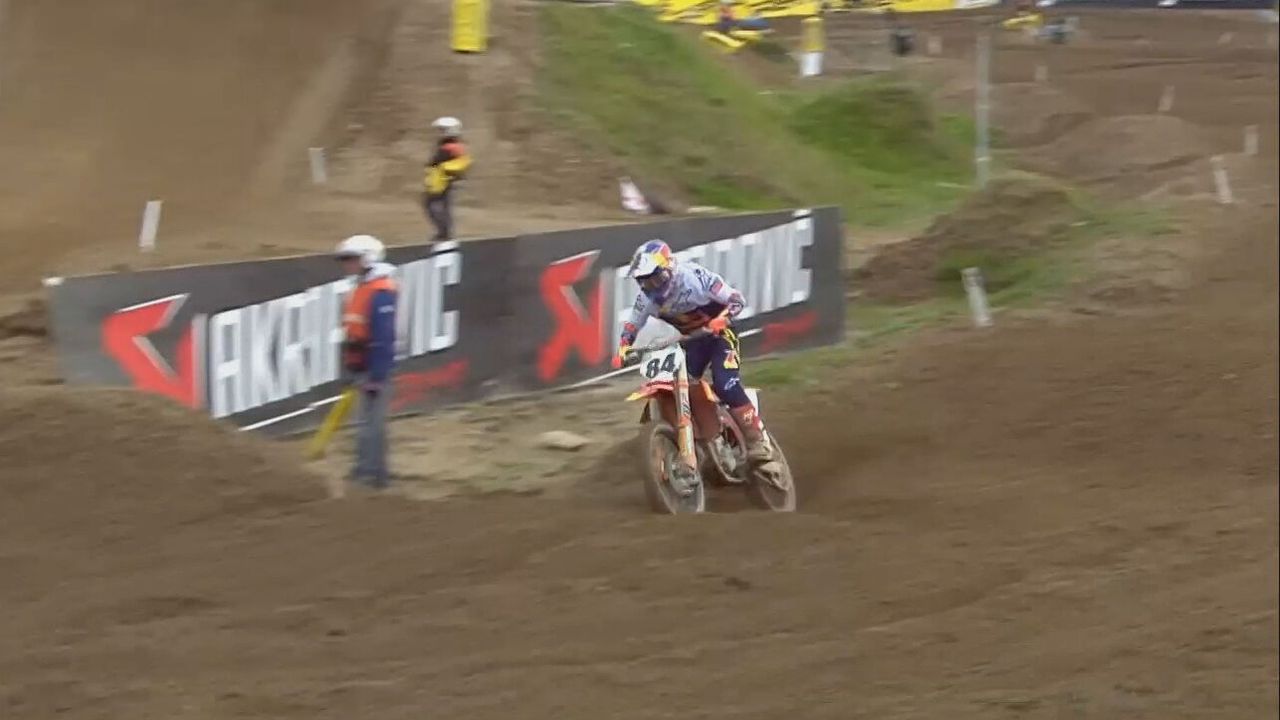 Herlings in actie tijdens de GP van Lombardije (foto: NOS).