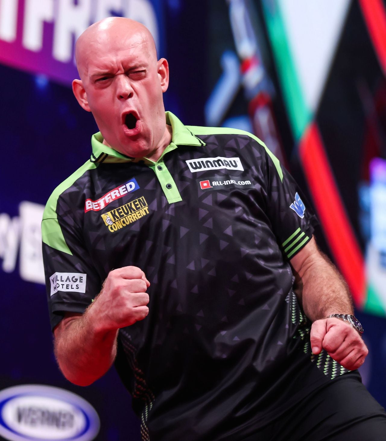 Blijdschap bij Michael van Gerwen (foto: Taylor Lanning/PDC). 
