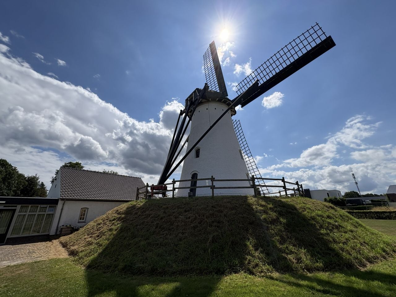 Ook windkorenmolen de Deen uit 1839 werd afgekeurd (foto: Karin Kamp).