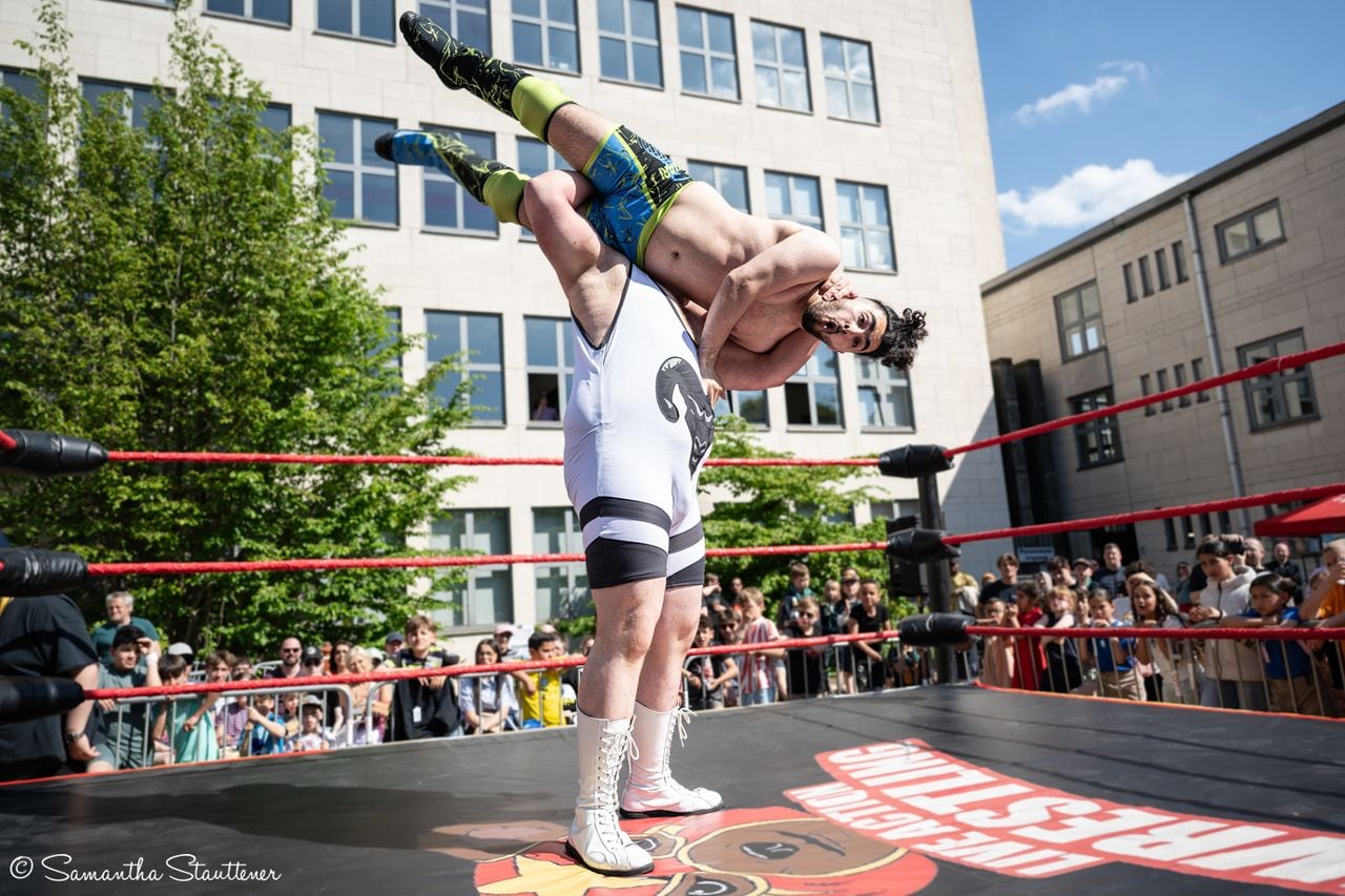 Rik 'Stormram' Slager in een show (foto: Samantha Stauttener).