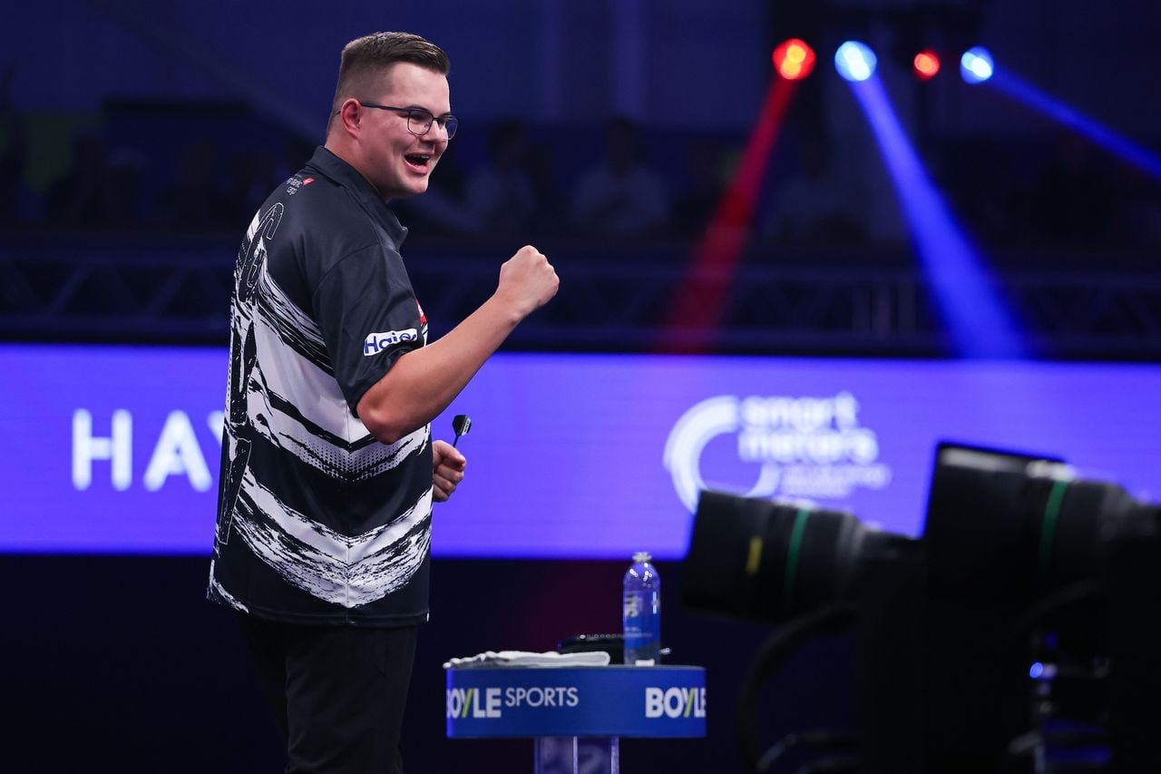 Gian van Veen klopte Ryan Searle (foto: Kieran Cleeves/PDC).