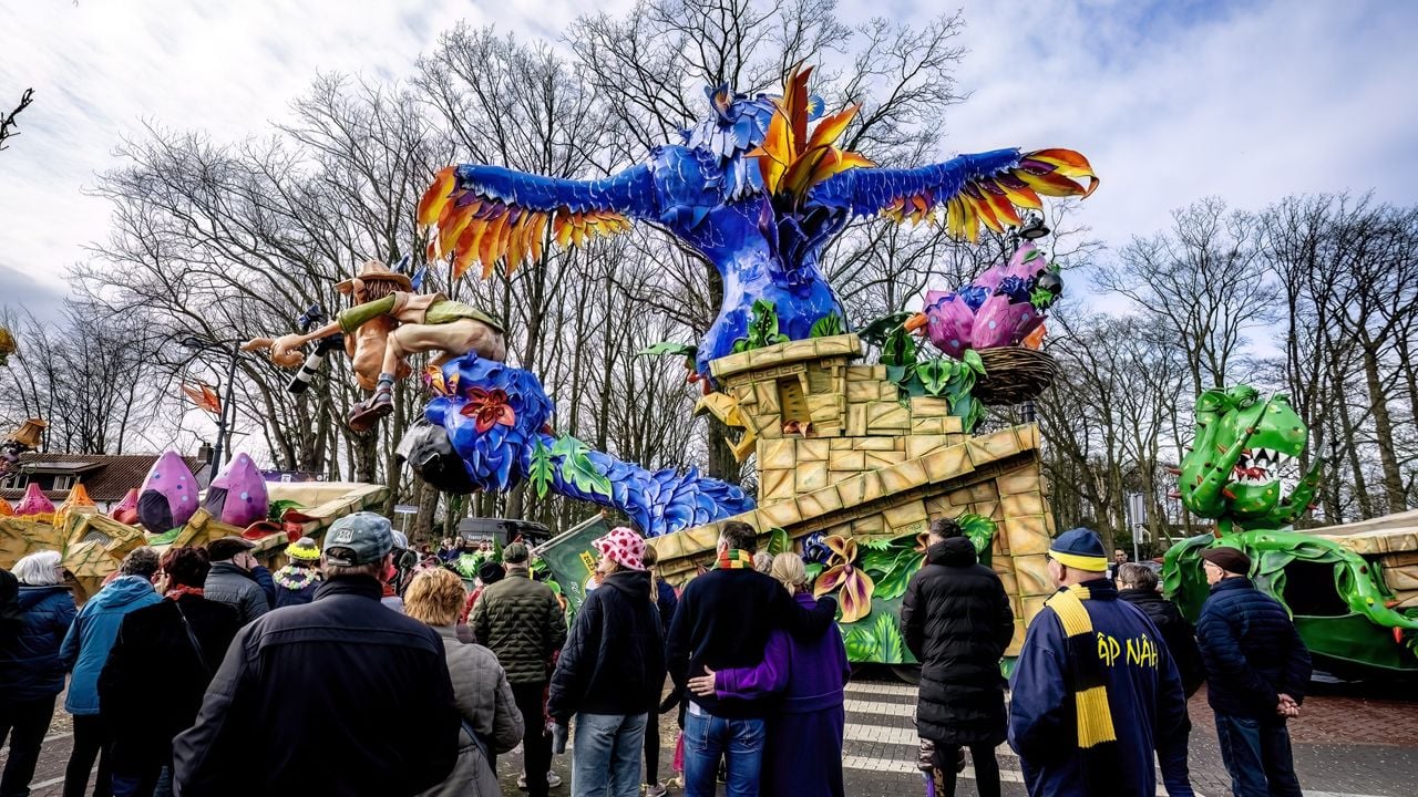 De grote optocht in Peejenland (Hoeven)(foto: EYE4images).