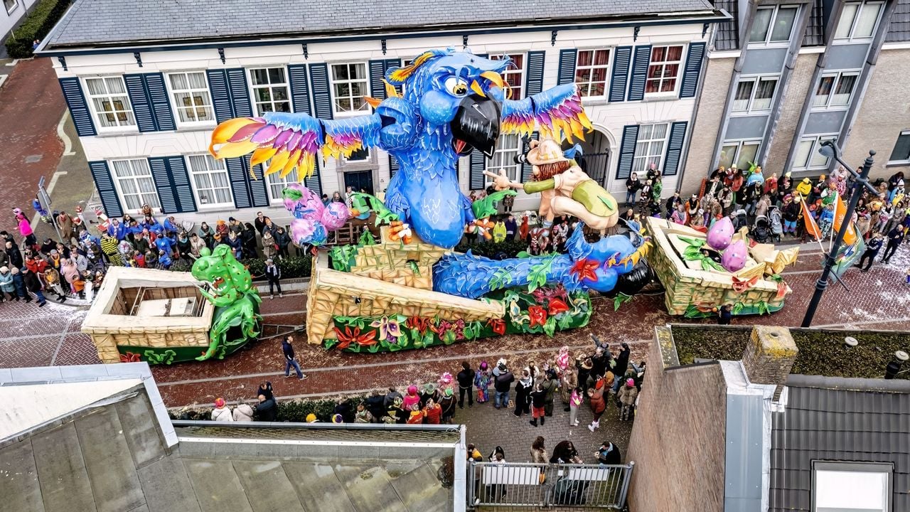 De grote optocht in Peejenland (Hoeven)(foto: EYE4images).