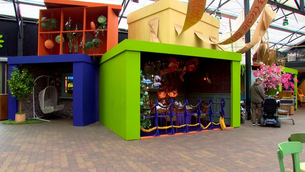 De binnenkomst bij het tuincentrum (foto: Rene van Hoof).