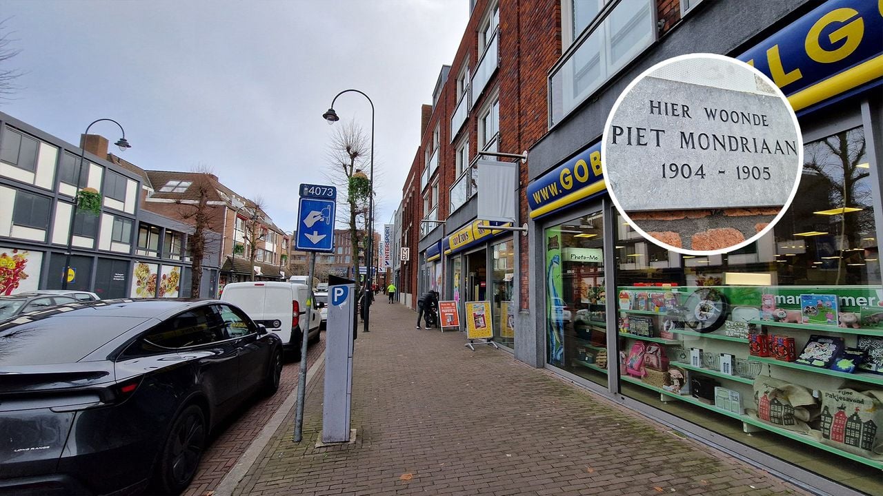 Op deze plek, waar nu een speelgoedzaak is, stond voorheen het huis waar Mondriaan ruim een jaar woonde en werkte. 