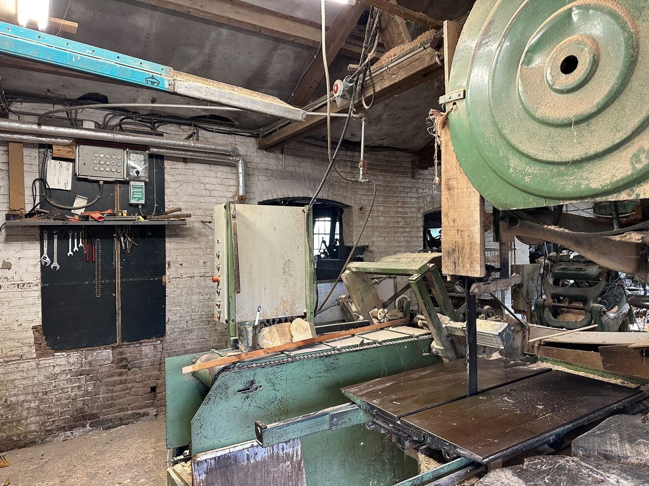 Een kijkje in de klompenmakerij van Kaathoven.